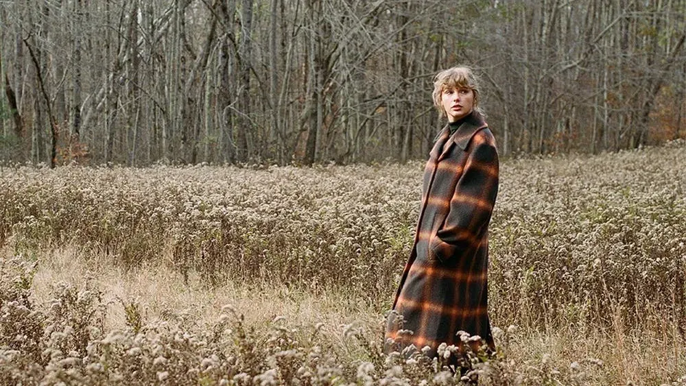 Taylor Swift's evermore is a Christmas album