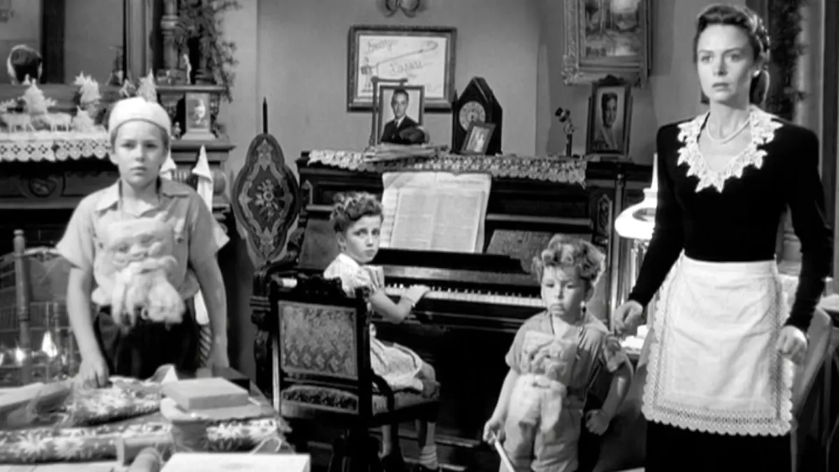 Mary Bailey is the hero of It's a Wonderful Life