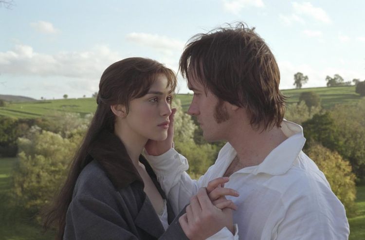 Elizabeth (Keira Knightley) and Darcy (Matthew MacFadyen) softly embrace after declaring their love.