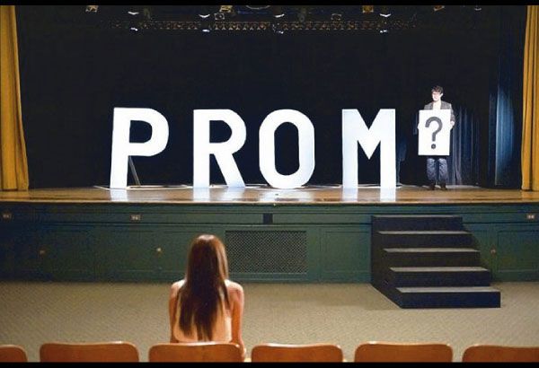 Episodes: "The Prom With Me"