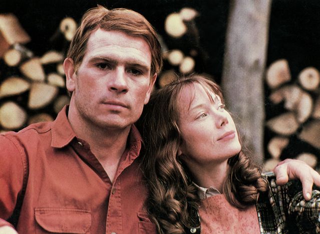 Tommy Lee Jones and Sissy Spacek star in Coal Miner's Daughter.